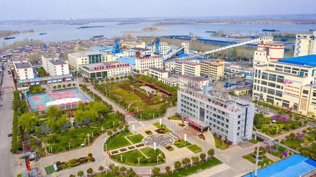 矿山春意 高煤公司 杨绳东.jpg